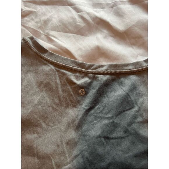 Xersion Grey T-Shirt Woman’s Size XXL - Flaw - Picture 11 of 11